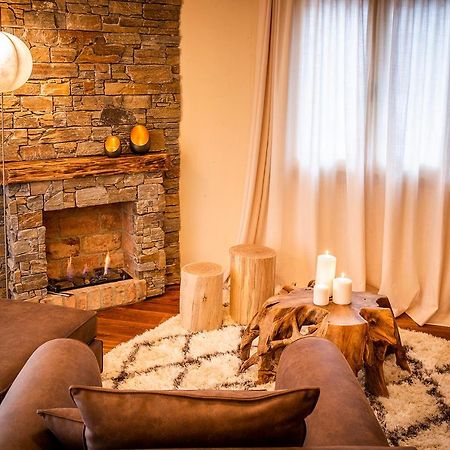 Golden Hill Country Chalets & SuitesWaldschach エクステリア 写真