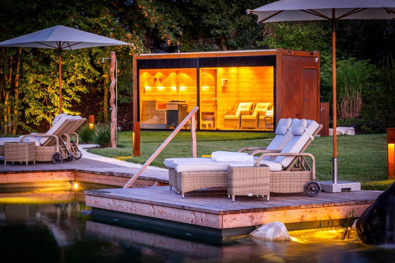 Golden Hill Country Chalets & SuitesWaldschach エクステリア 写真